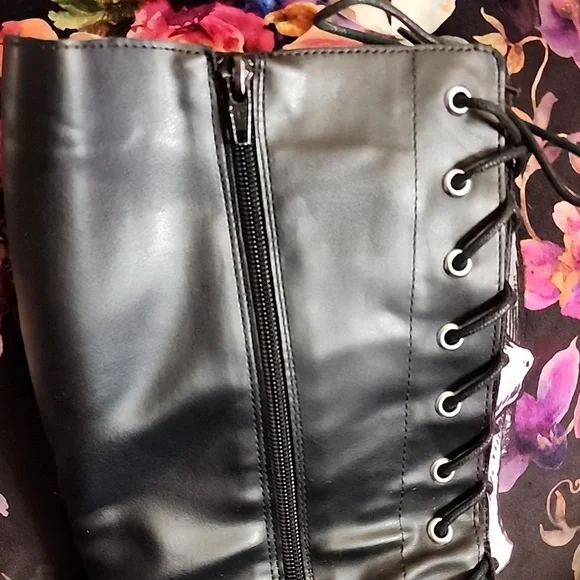 👢 Madden Girl Mid-Calf Black Boots – Women’s Size 7.5 👢 - Picture 2 of 4